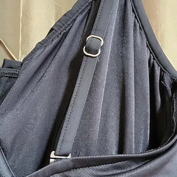 EUC- MagicSuit ‘Victoria’ Lace Up Underwire One Piece - Picture 7 of 10